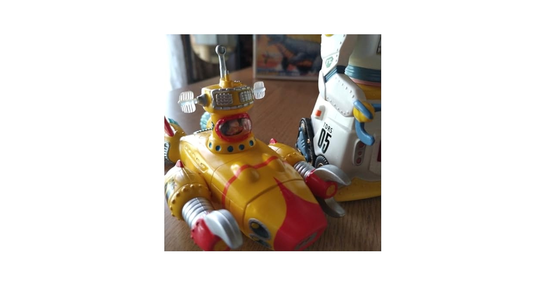 Amazon.co.jp: 超! マル サ ンオリジナルソフビモデル ロボット
